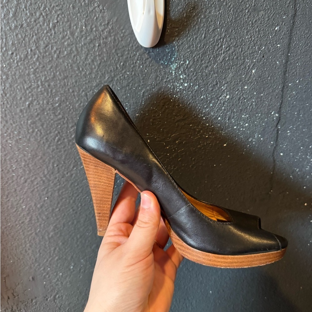 Michael Kors Black and Brown Classic Peep Toe Heels - Picture 7 of 9
